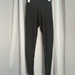 COPY - Black yoga pants